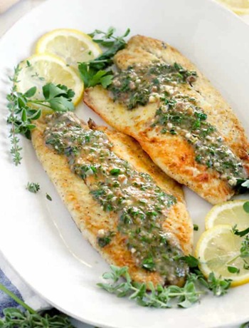 pan-fried-sea-bass-with-lemon-garlic-herb-sauce-square
